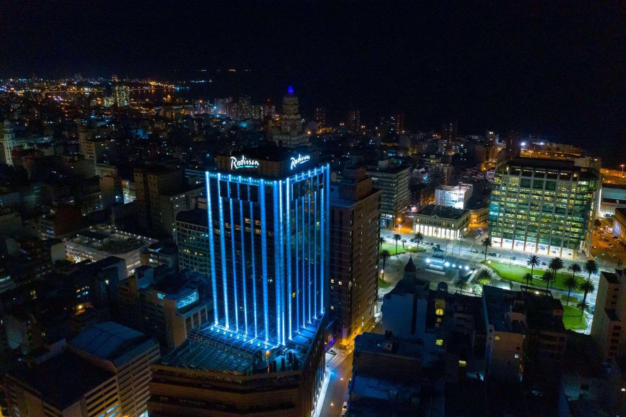 Radisson Montevideo Victoria Plaza Hotel Extérieur photo